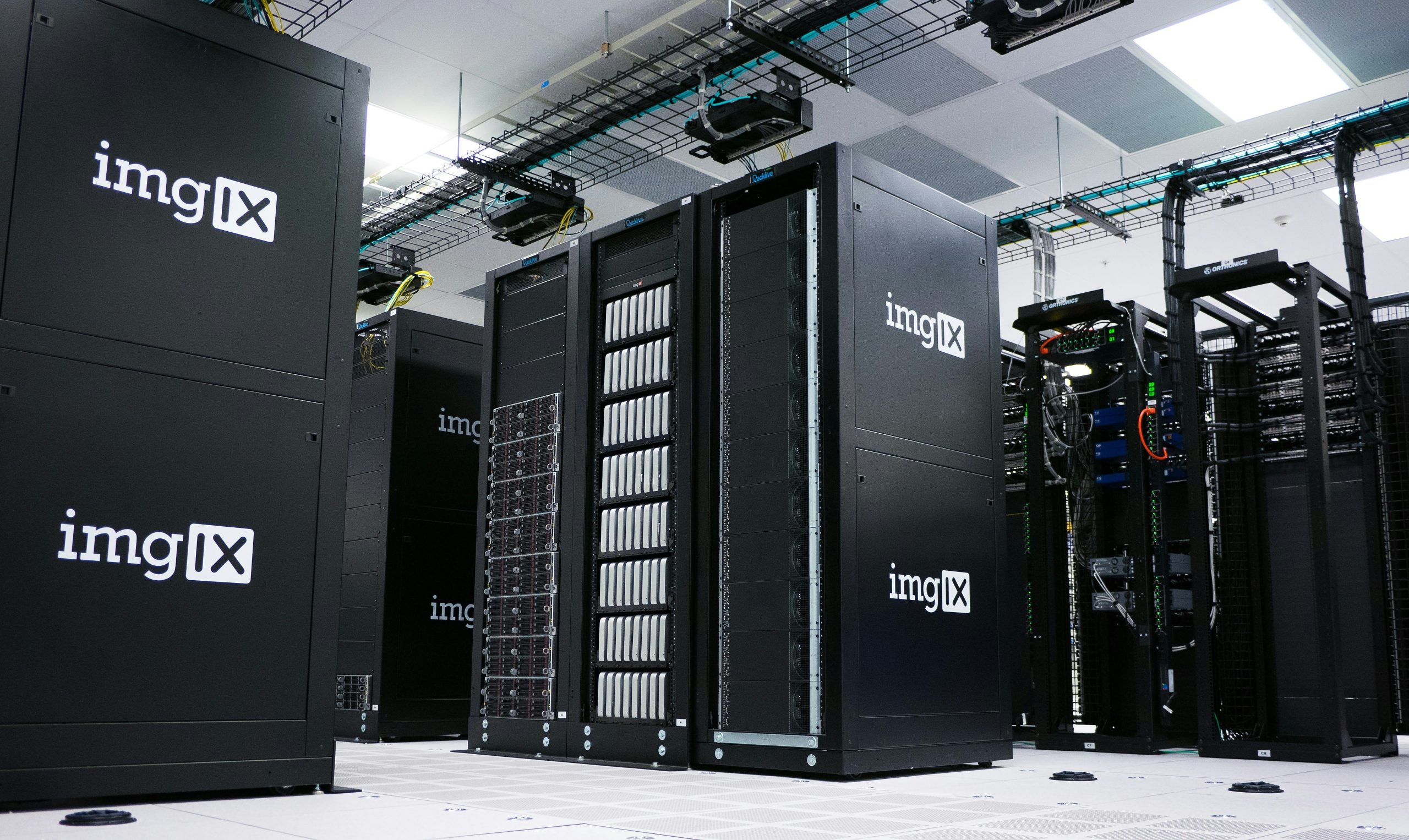 What is cloud migration? Your guide to moving to the cloud 9 photo 1506399558188 acca6f8cbf41 scaled 1