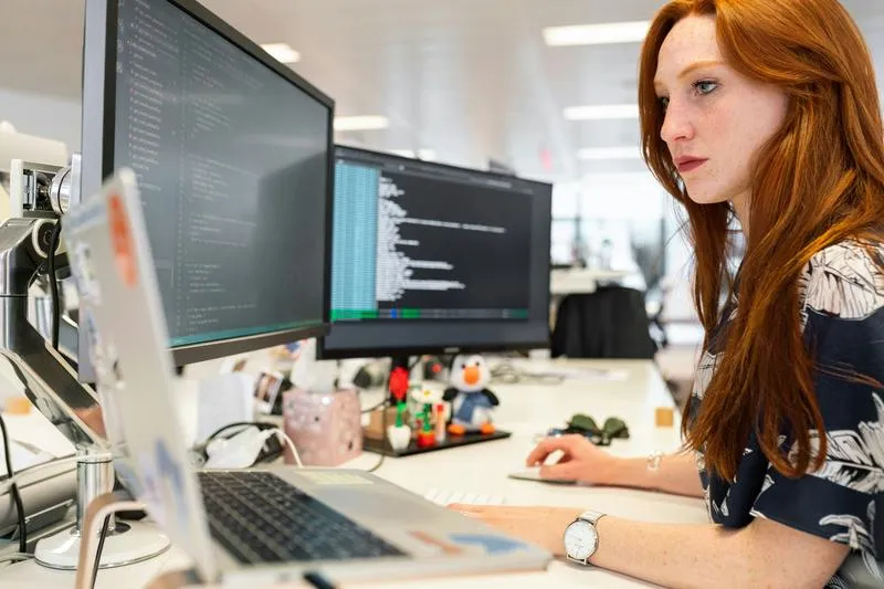 Critical Areas Where Managed IT Services Add Business Value 9 female programmer
