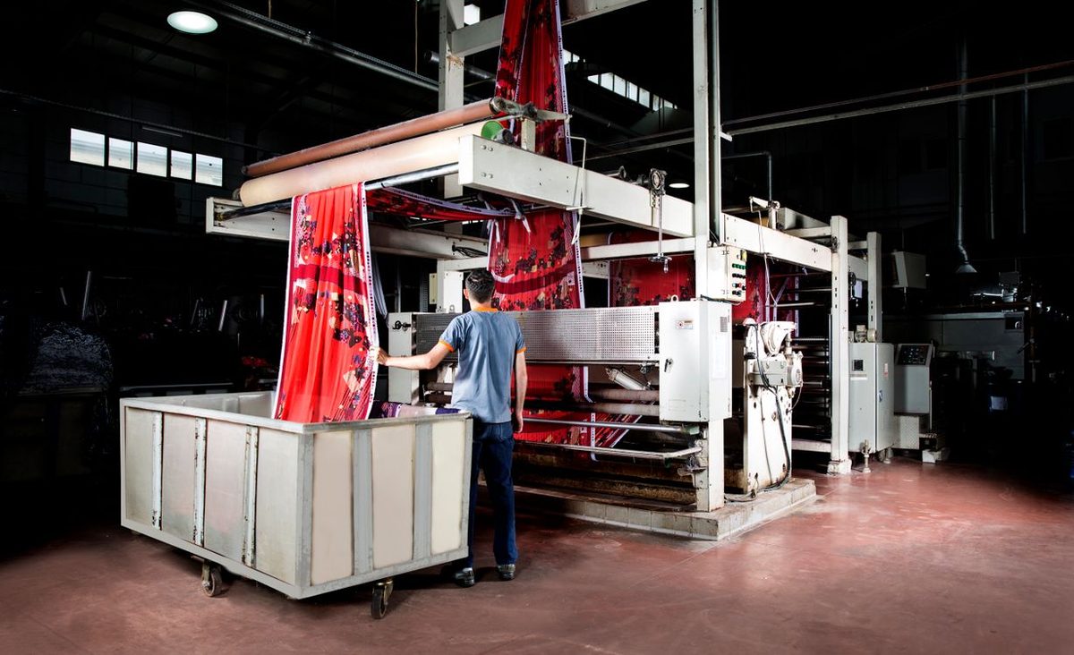 Smart manufacturing industrial machine on factory floor